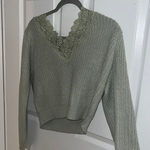 🤩Cropped Mint Sweater!🤩